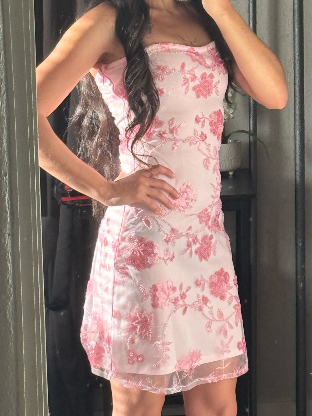 Pink floral embroidered dress XXS Beverly and Beck